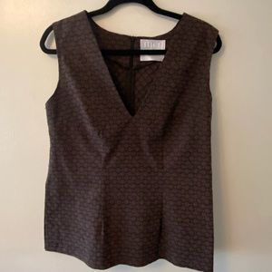 Meg brown and black print fitted v neck top size medium